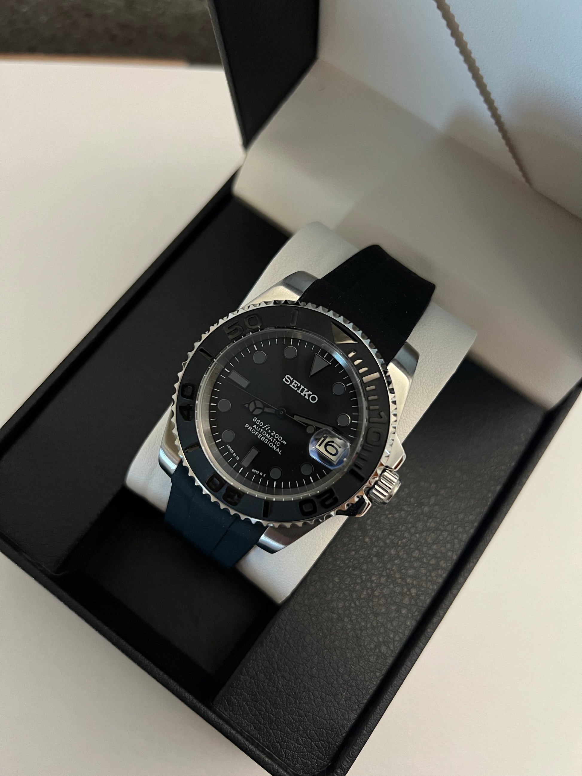 Seiko Mod Sumbariner Black