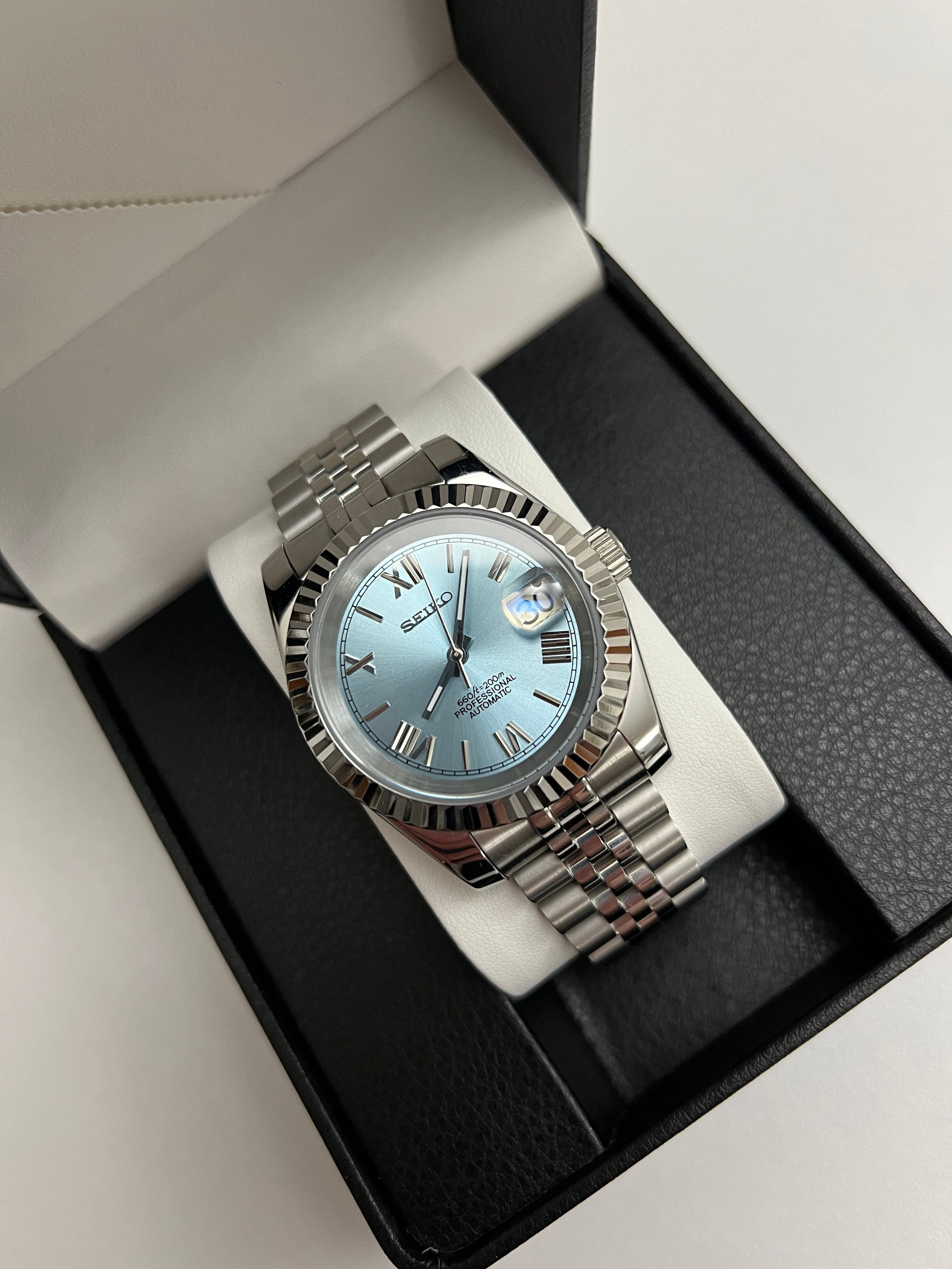 Seiko Mod Date Just Light Blue