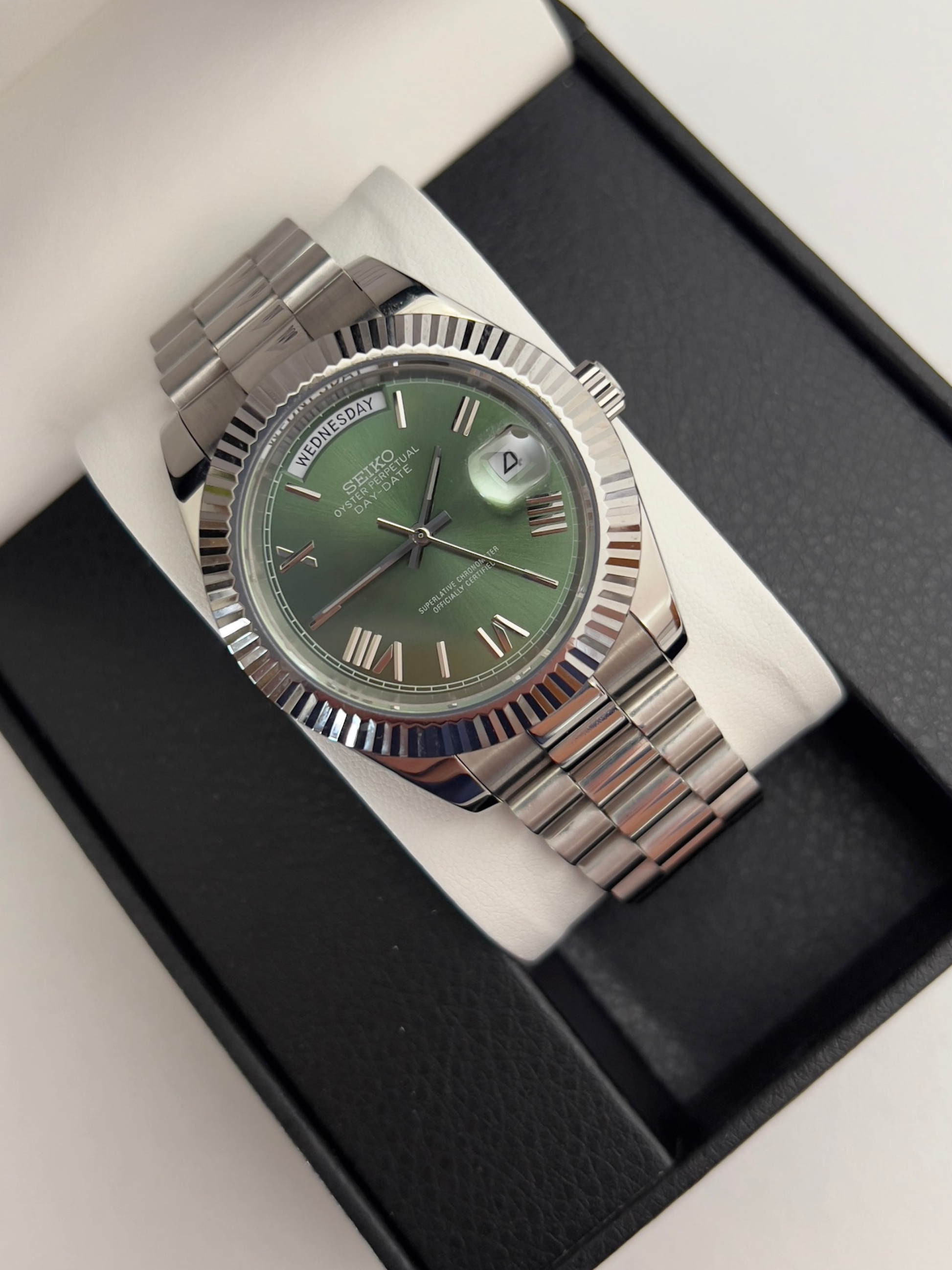 Seiko Mod Miyota Date Day