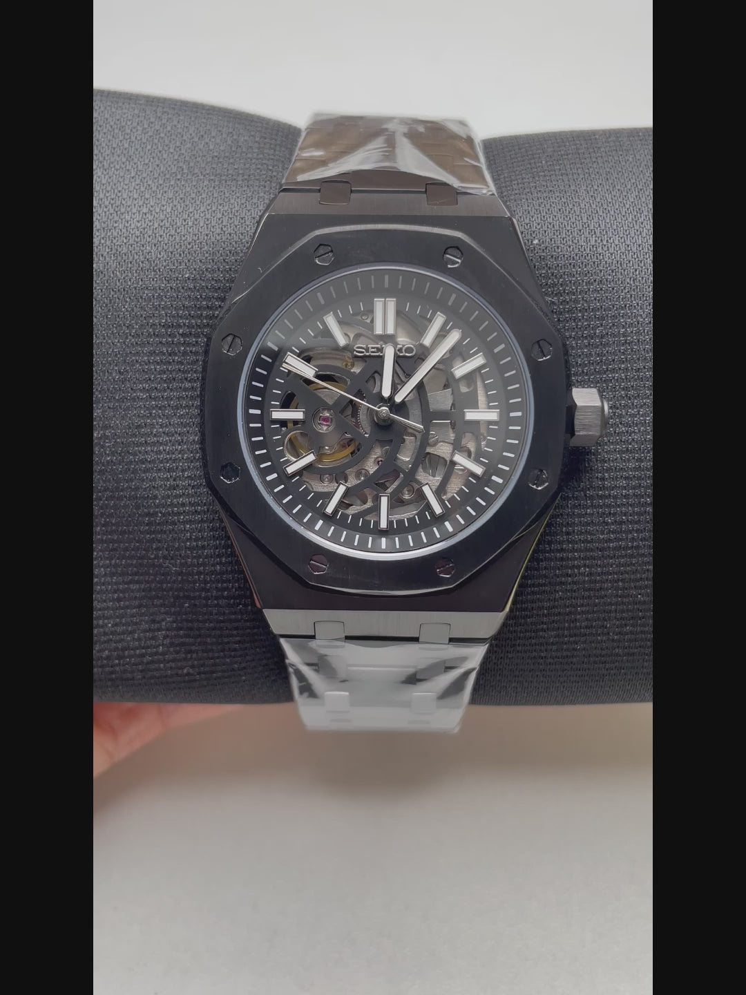 Seiko Mod Royal Oak Skeleton Black – automatski sat sa otvorenim srcem, 42mm